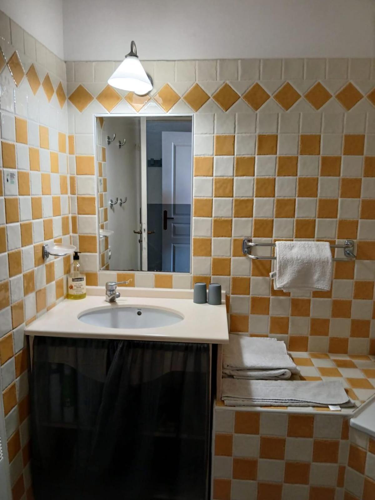 Appartement Grimaud Bord De Mer מראה חיצוני תמונה